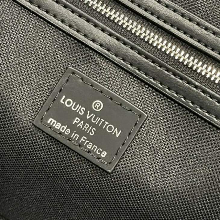 Picture of Louis Vuitton Mens Bags _SKUfw157524248fw